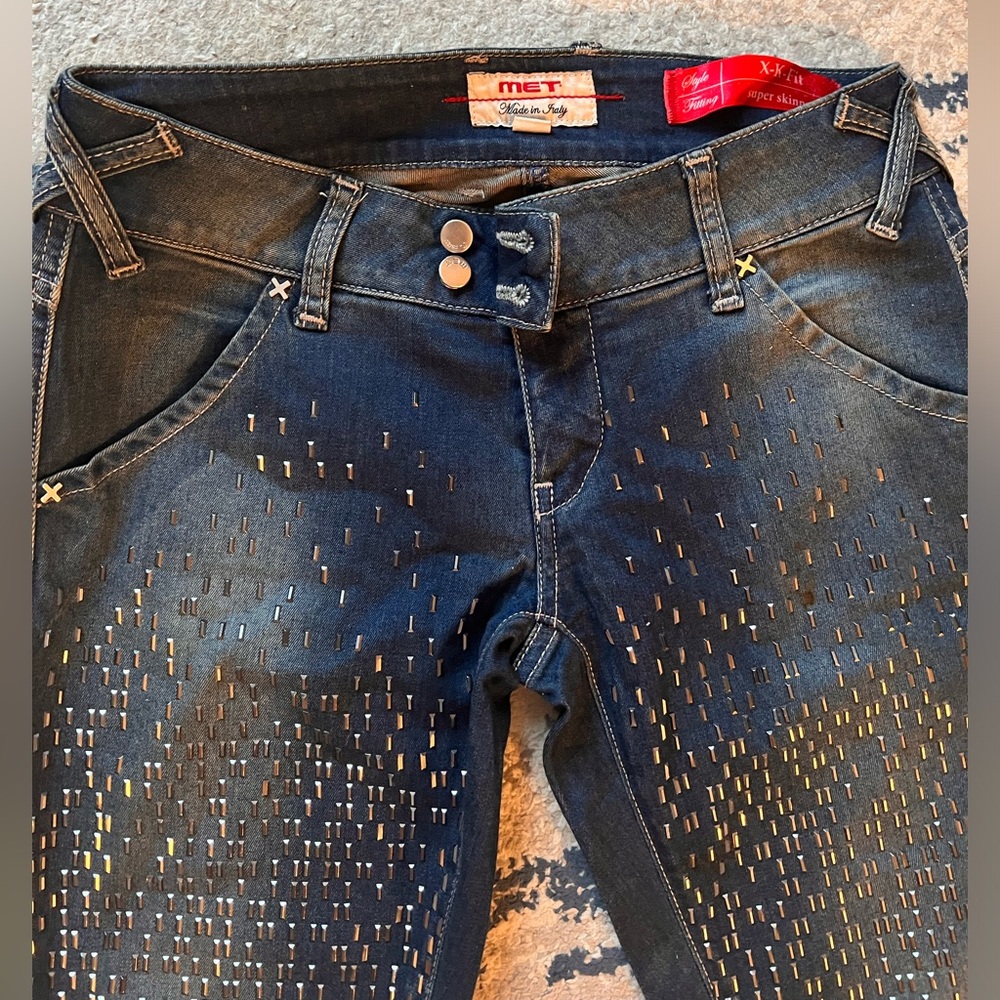 Authentic MET Jeans with Appliqué - Picture 2 of 12